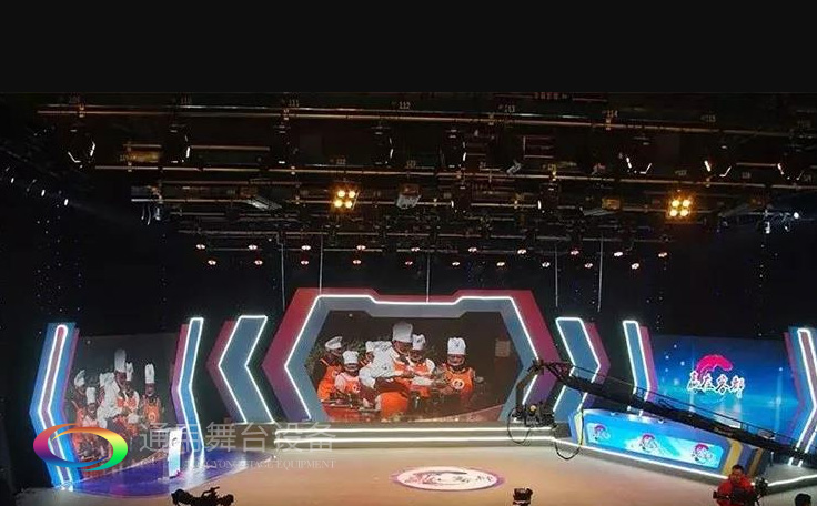 坐標(biāo)廣東梅州！通用舞臺(tái)承接梅州廣播電視臺(tái)演播廳項(xiàng)目